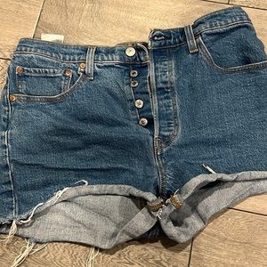 Levi’s shorts